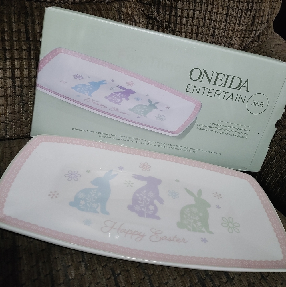 Oneida Bunny Hop Snack Tray Hors D'Oeuvre Appetizers Tray Porcelain Easter